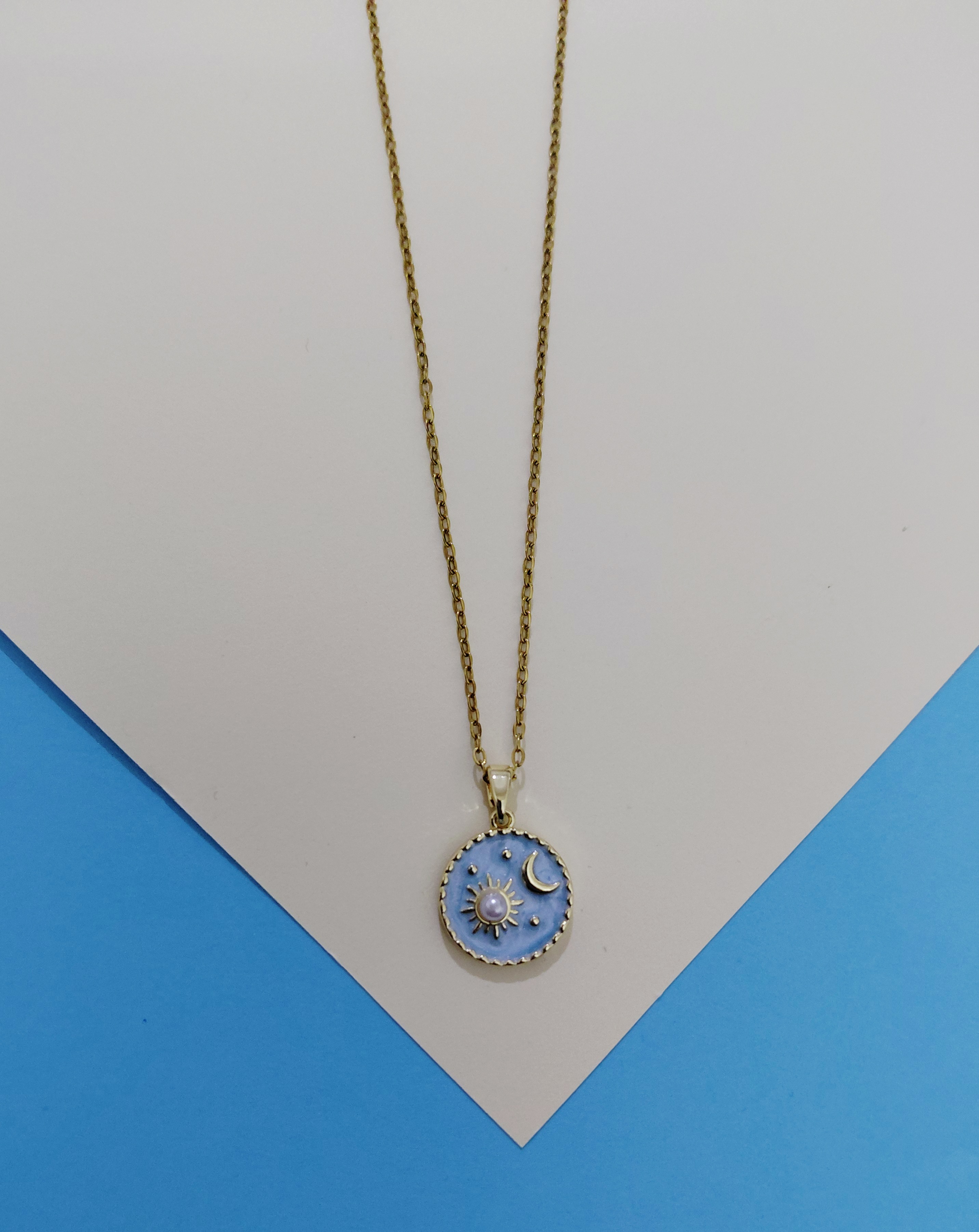 گردنبند ماه و خورشید