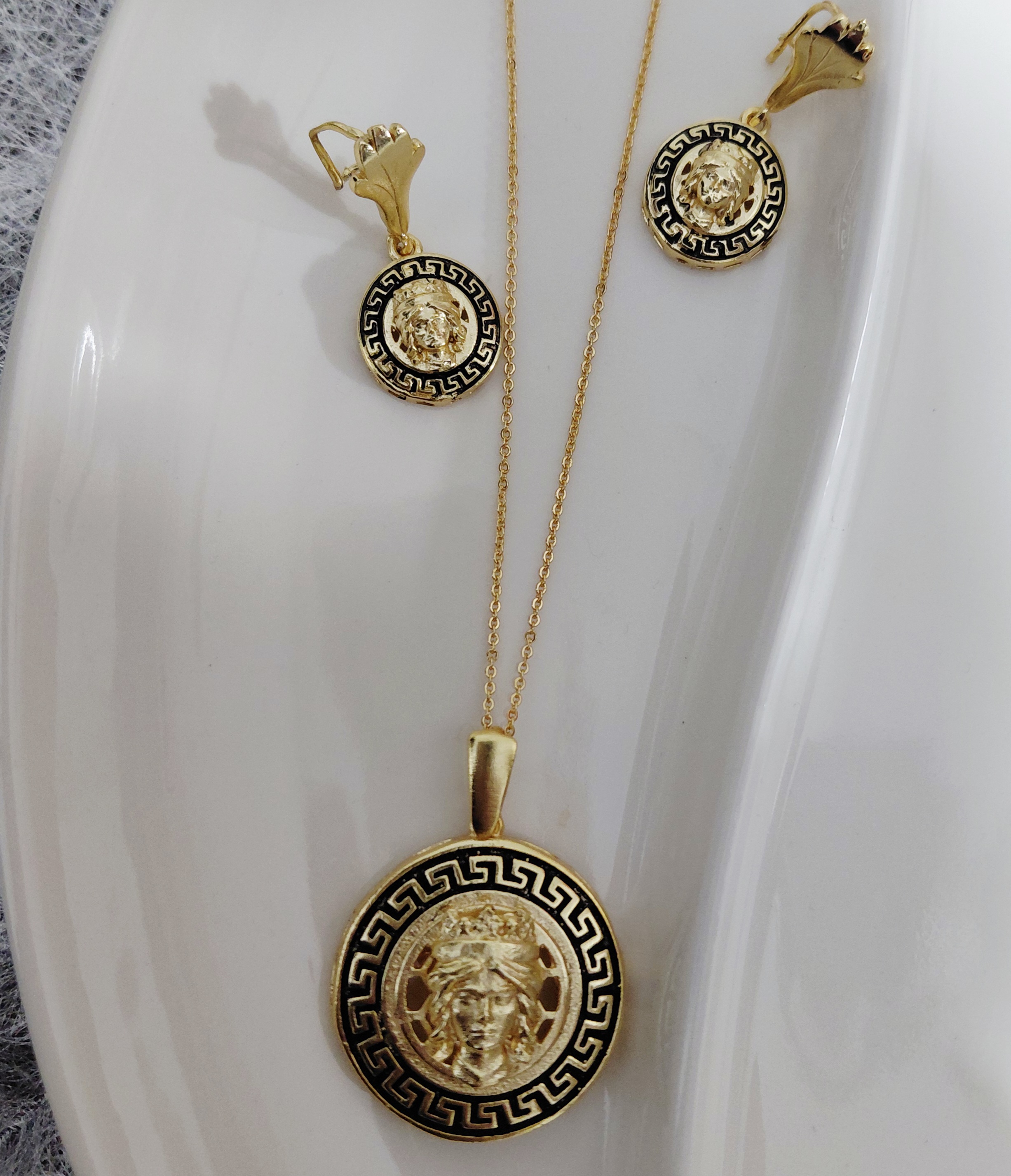 نیم ست طرح ورساچه